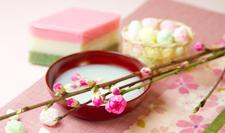 女の子の成長を祝う 「桃の節句・ひな祭り」